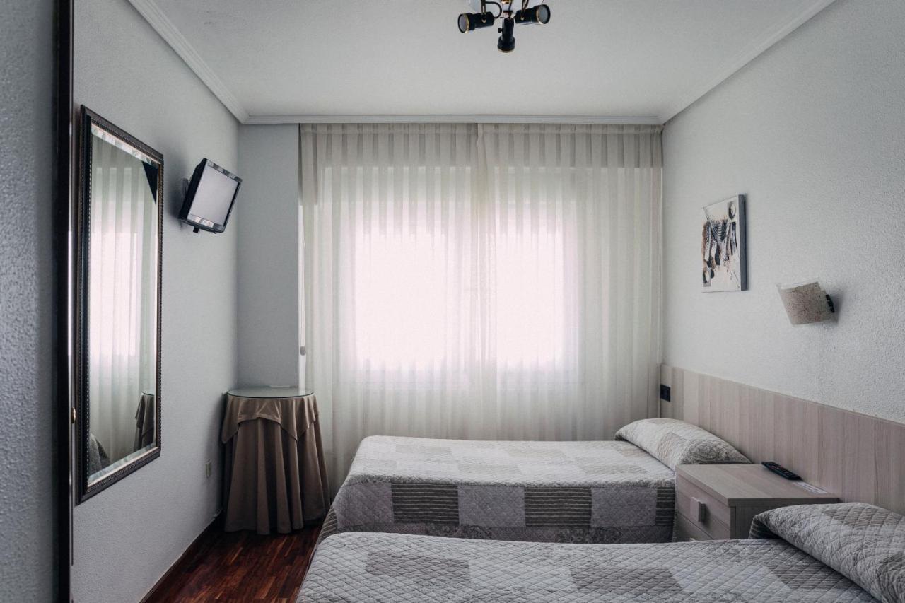 Pension Amaia H VI 00348 Vitoria-Gasteiz Zewnętrze zdjęcie