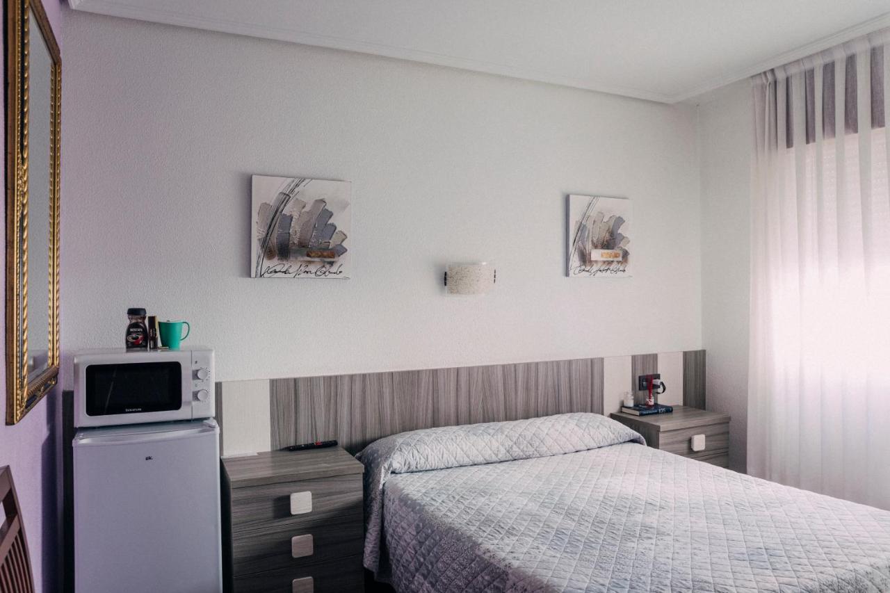 Pension Amaia H VI 00348 Vitoria-Gasteiz Zewnętrze zdjęcie