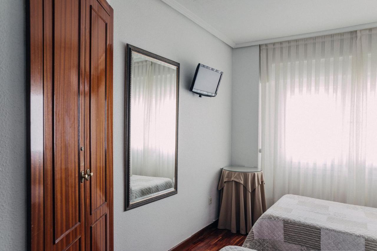 Pension Amaia H VI 00348 Vitoria-Gasteiz Zewnętrze zdjęcie